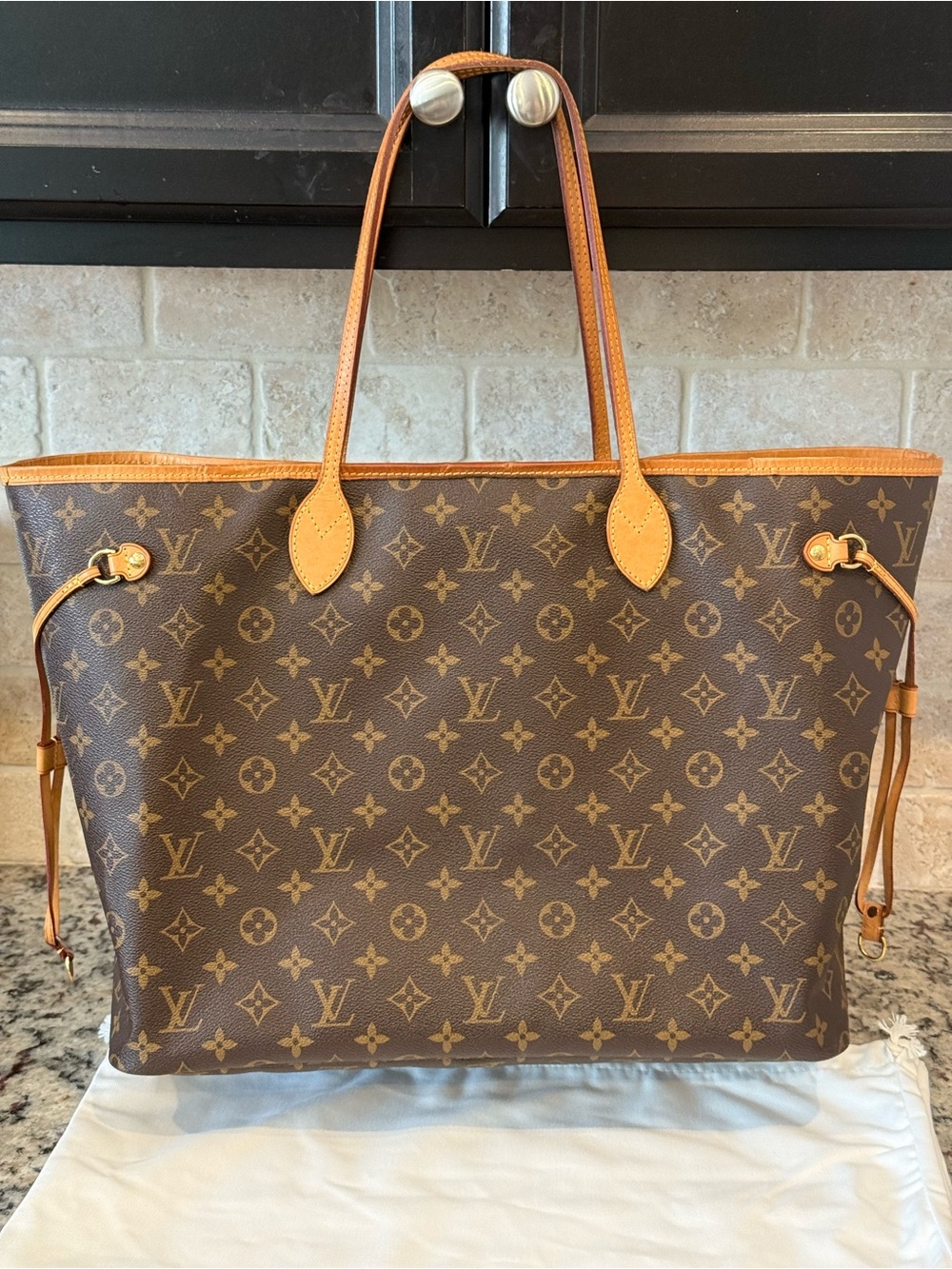 Louis Vuitton Monogram Neverfull GM Tote